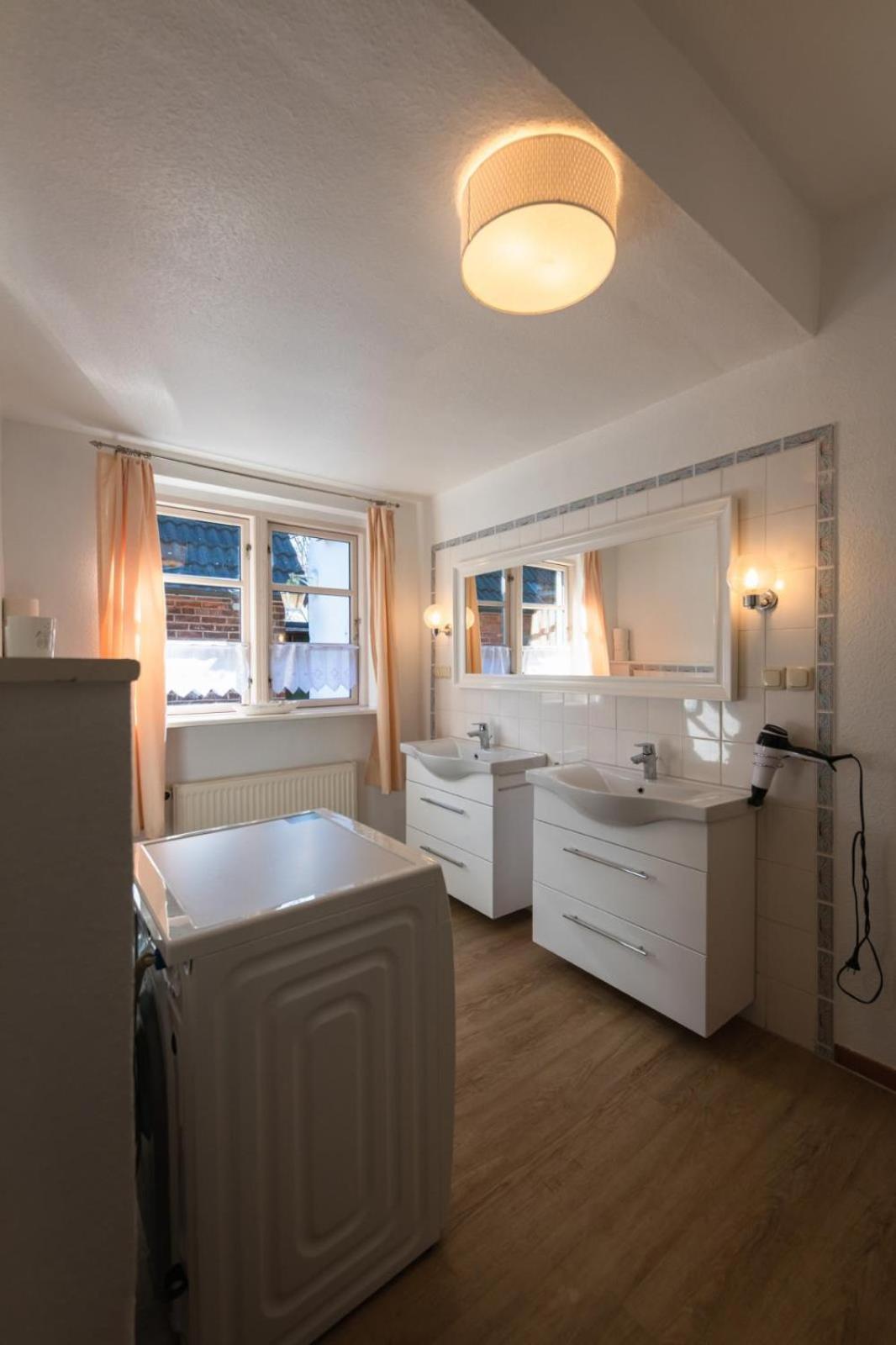 Haus Nordstrand Fewo Prerow Bagian luar foto